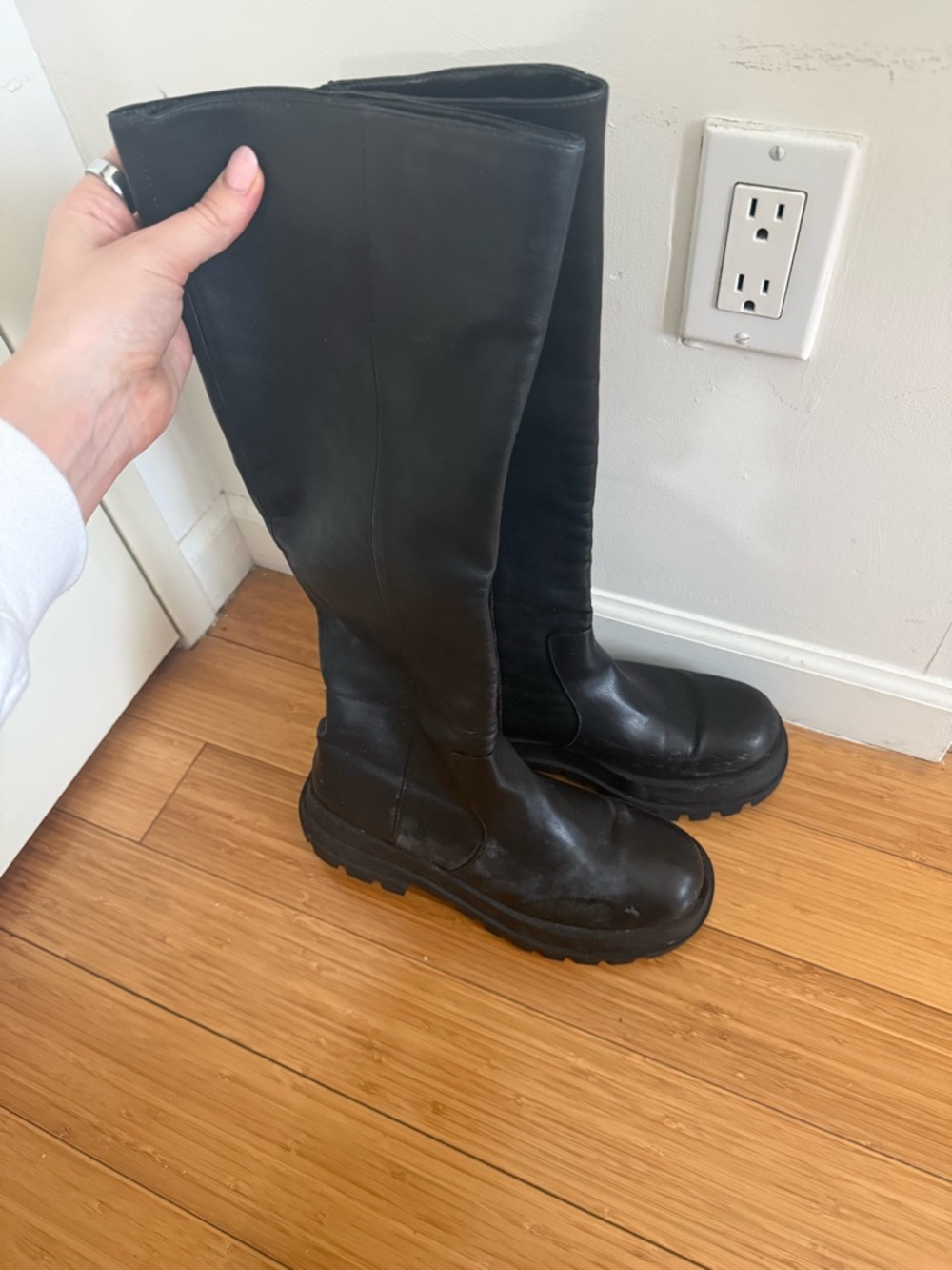 Zara bulky black leather boots